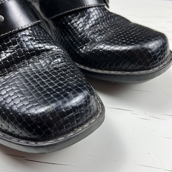 Clarks Artisan Collection SIZE 7.5 - Picture 4 of 6